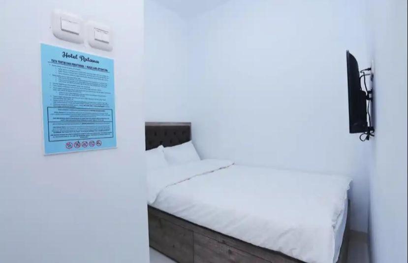 Oyo Life 92883 Kost Ratana Cengkareng Syariah Hotel